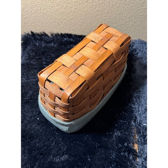 Longaberger Handwoven Basket With Fabric Liner & Plastic Insert Leather Handle - Picture 3 of 9